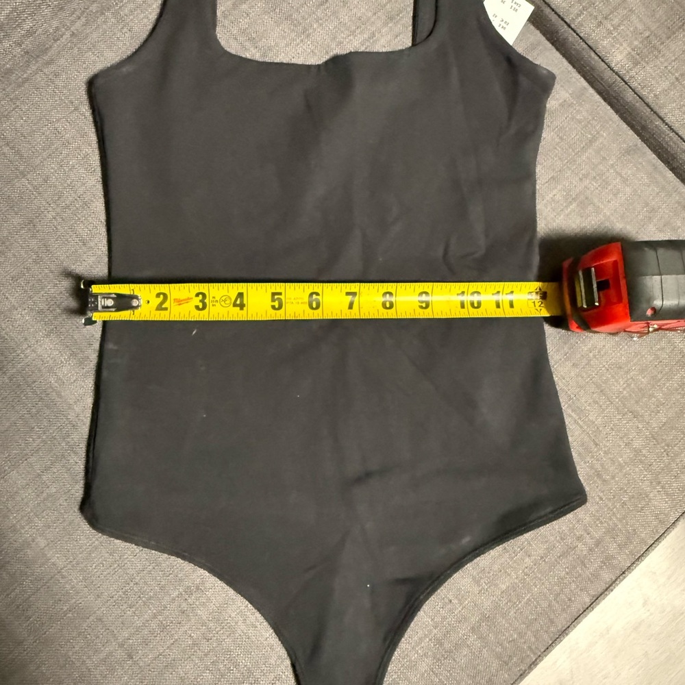 NWT Abercrombie & Fitch Tank Black Thong Bodysuit - Picture 4 of 5